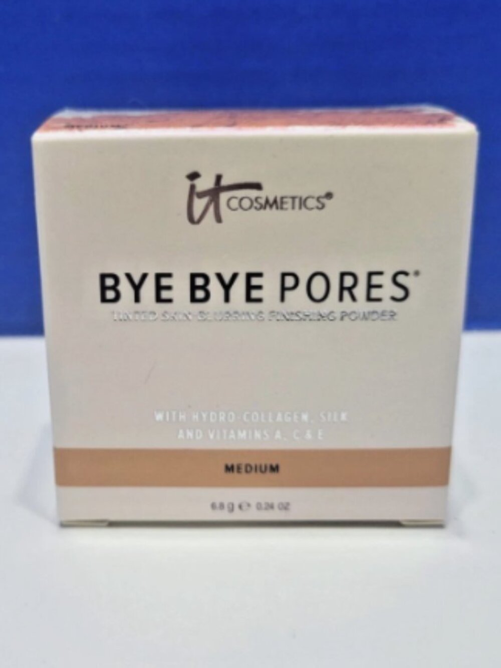 IT Cosmetics Bye Bye Pores Medium New in Box!
